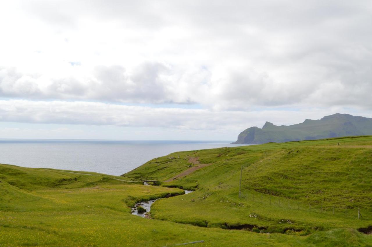 Mulafossur Cottage No 3 By Famous Waterfall In Gasadalur Exterior foto